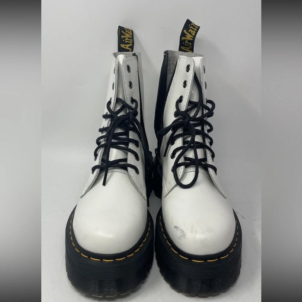 Dr Marten Unisex Jadon lace up platform boots